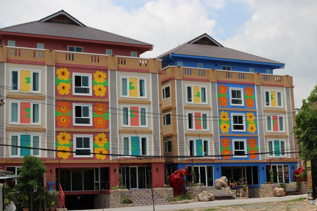 Ngoại cảnh khách sạn