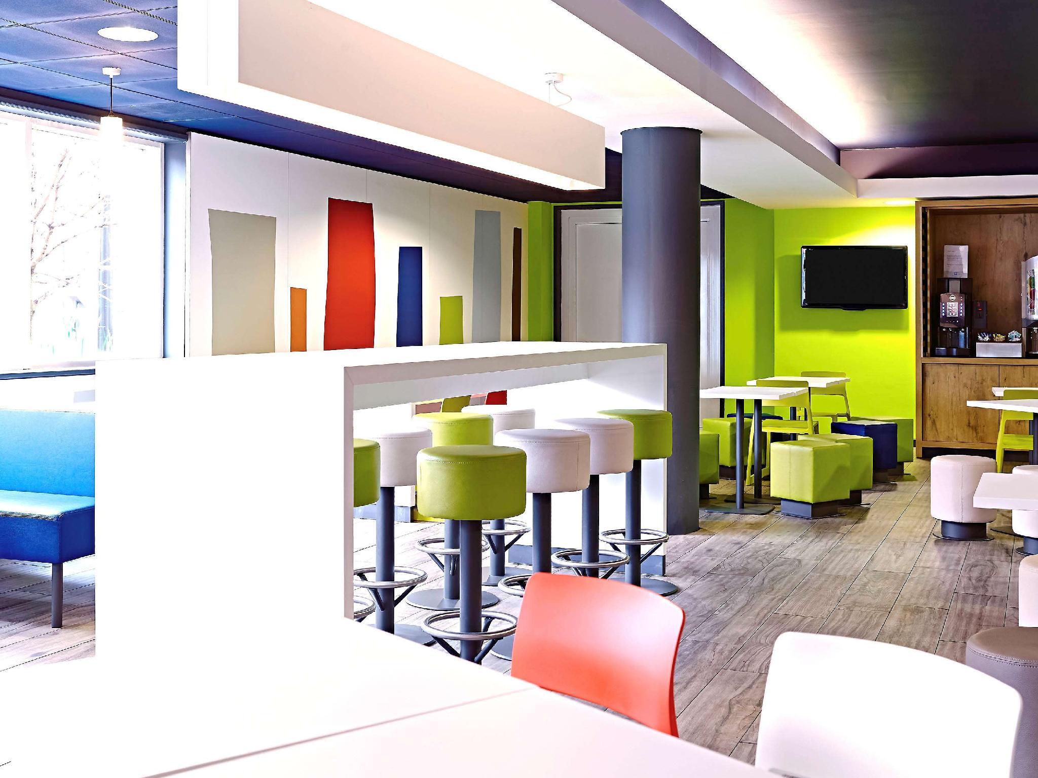 Ngoại cảnh khách sạn