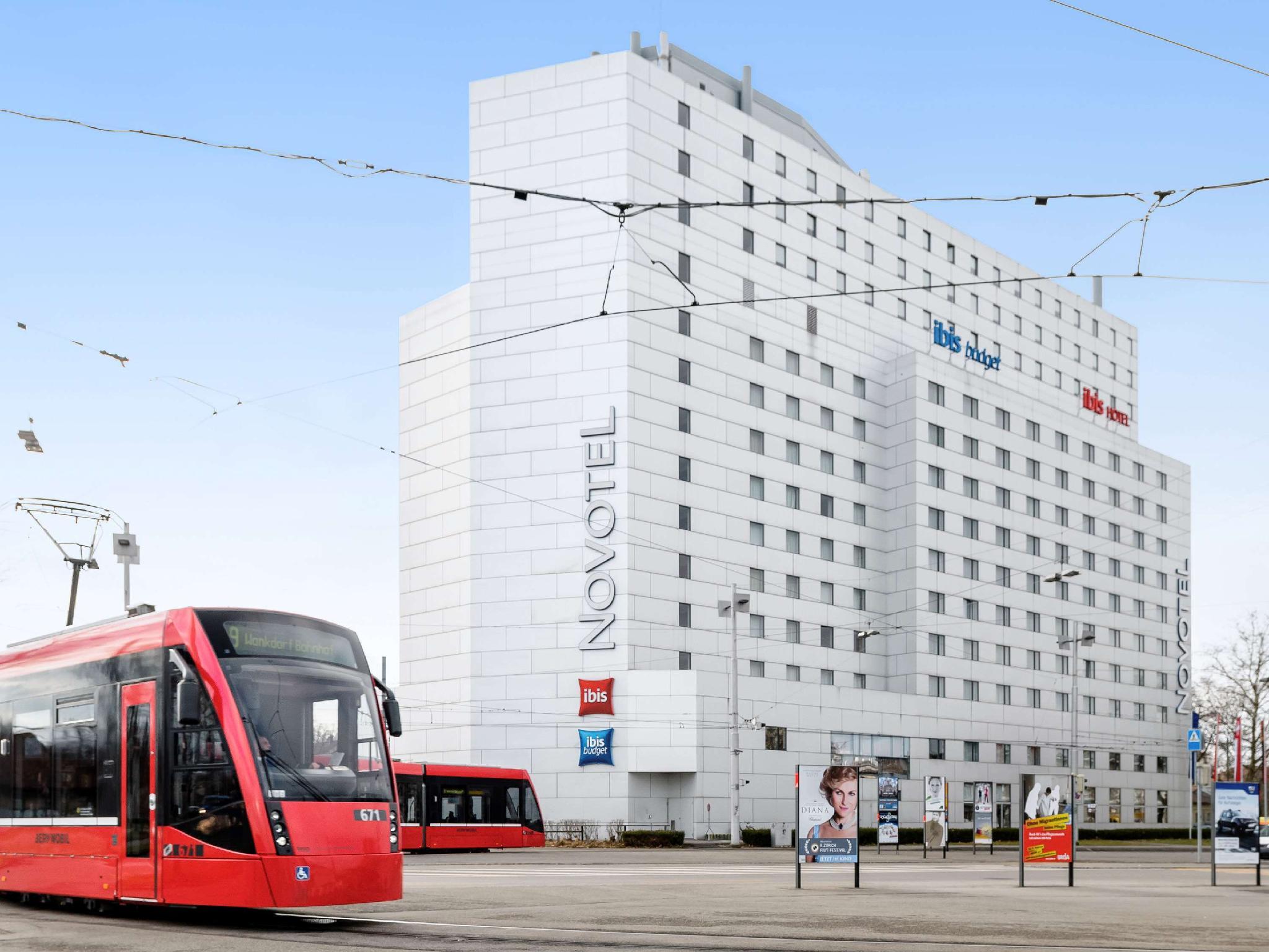 Ngoại cảnh khách sạn