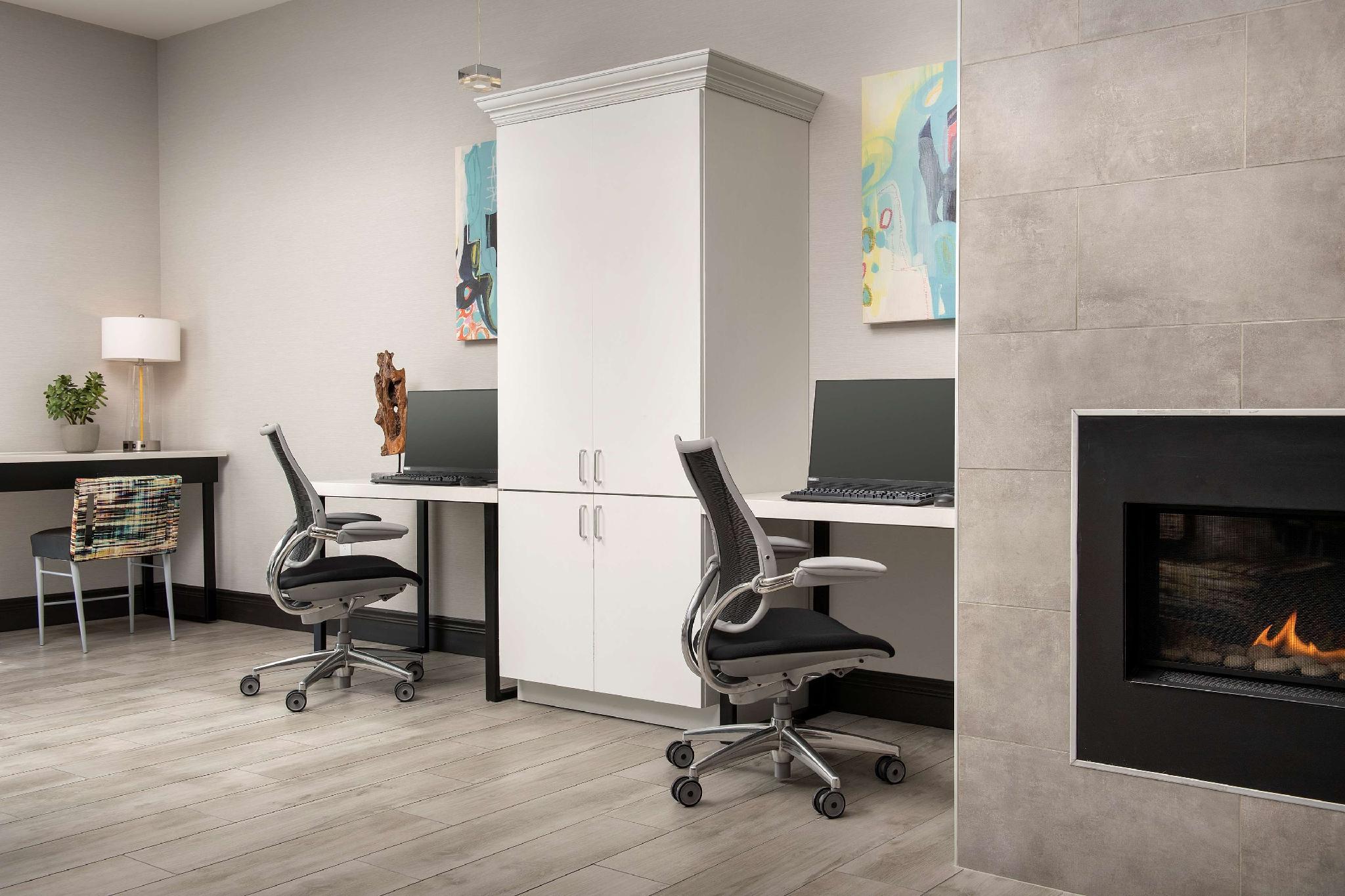 Trung tâm hội nghị