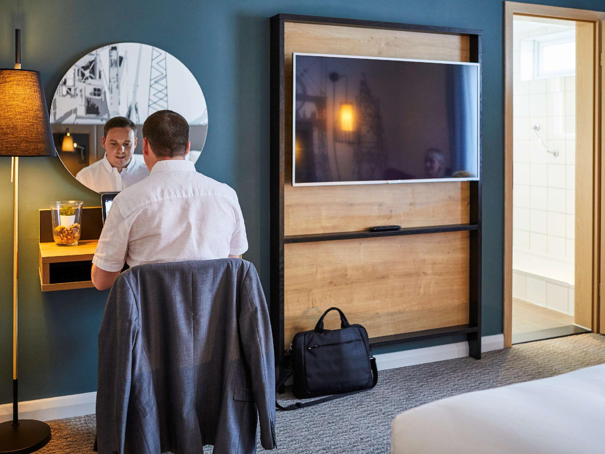 Trung tâm hội nghị