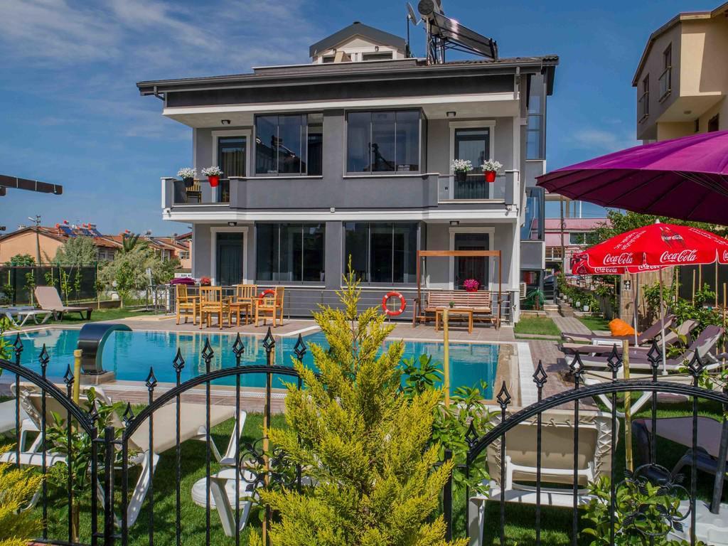 Ngoại cảnh khách sạn