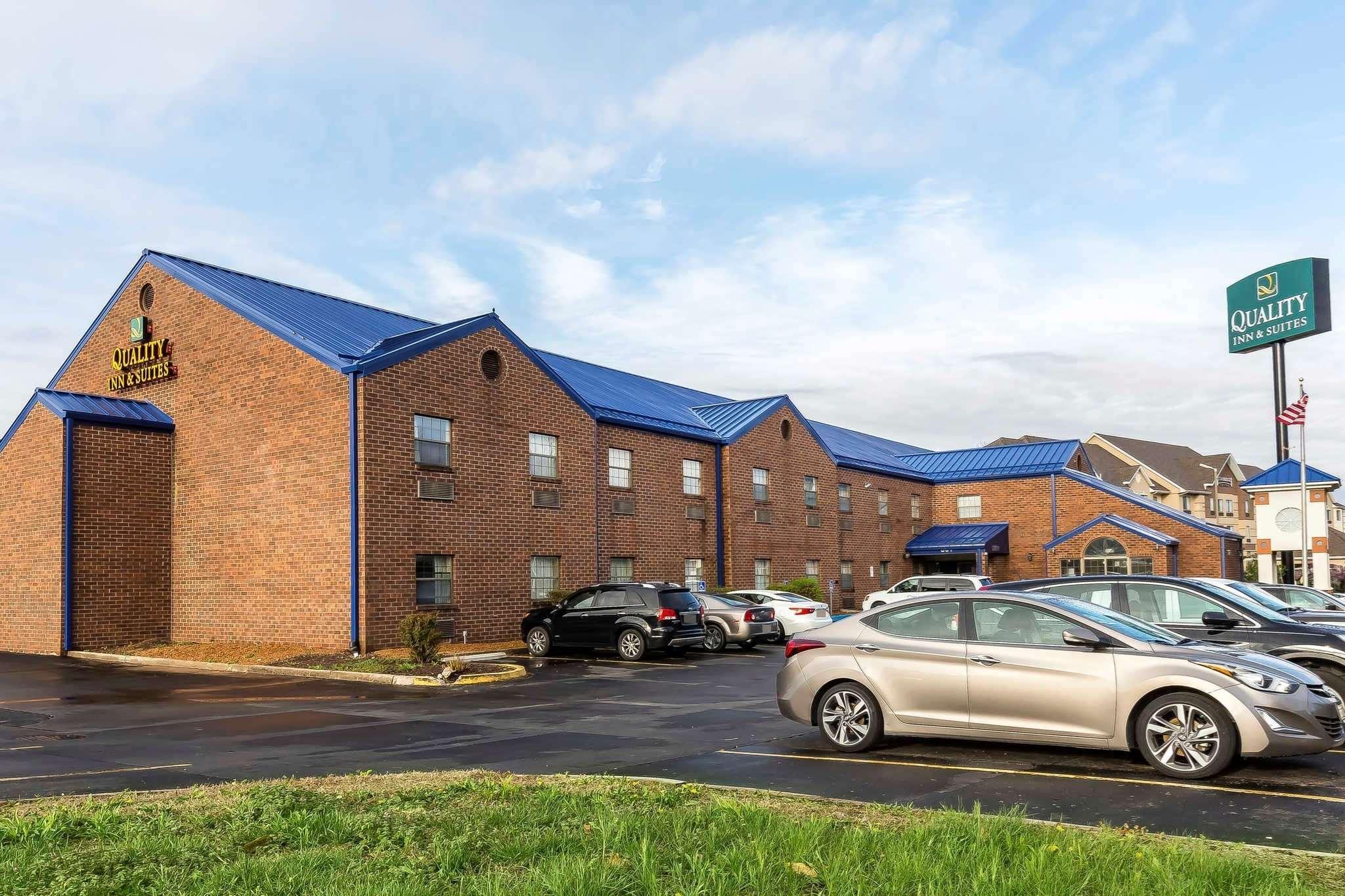 Ngoại cảnh khách sạn