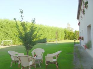 Ngoại cảnh khách sạn