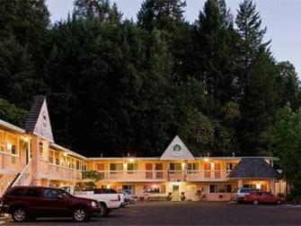 Ngoại cảnh khách sạn