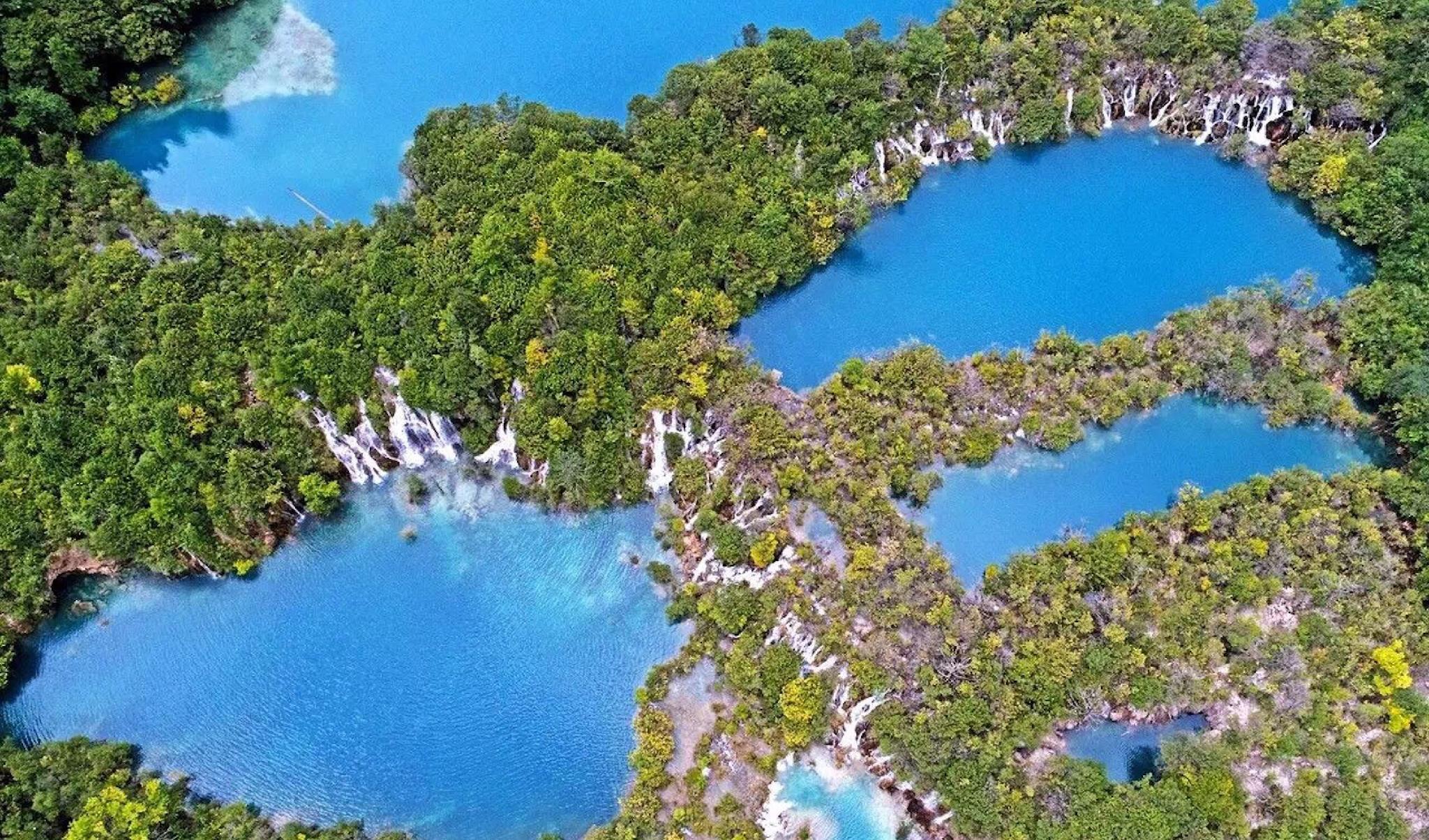 Khu vực xung quanh