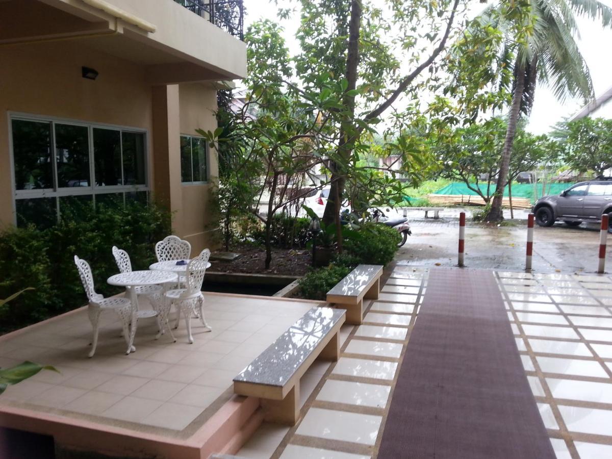 Ngoại cảnh khách sạn