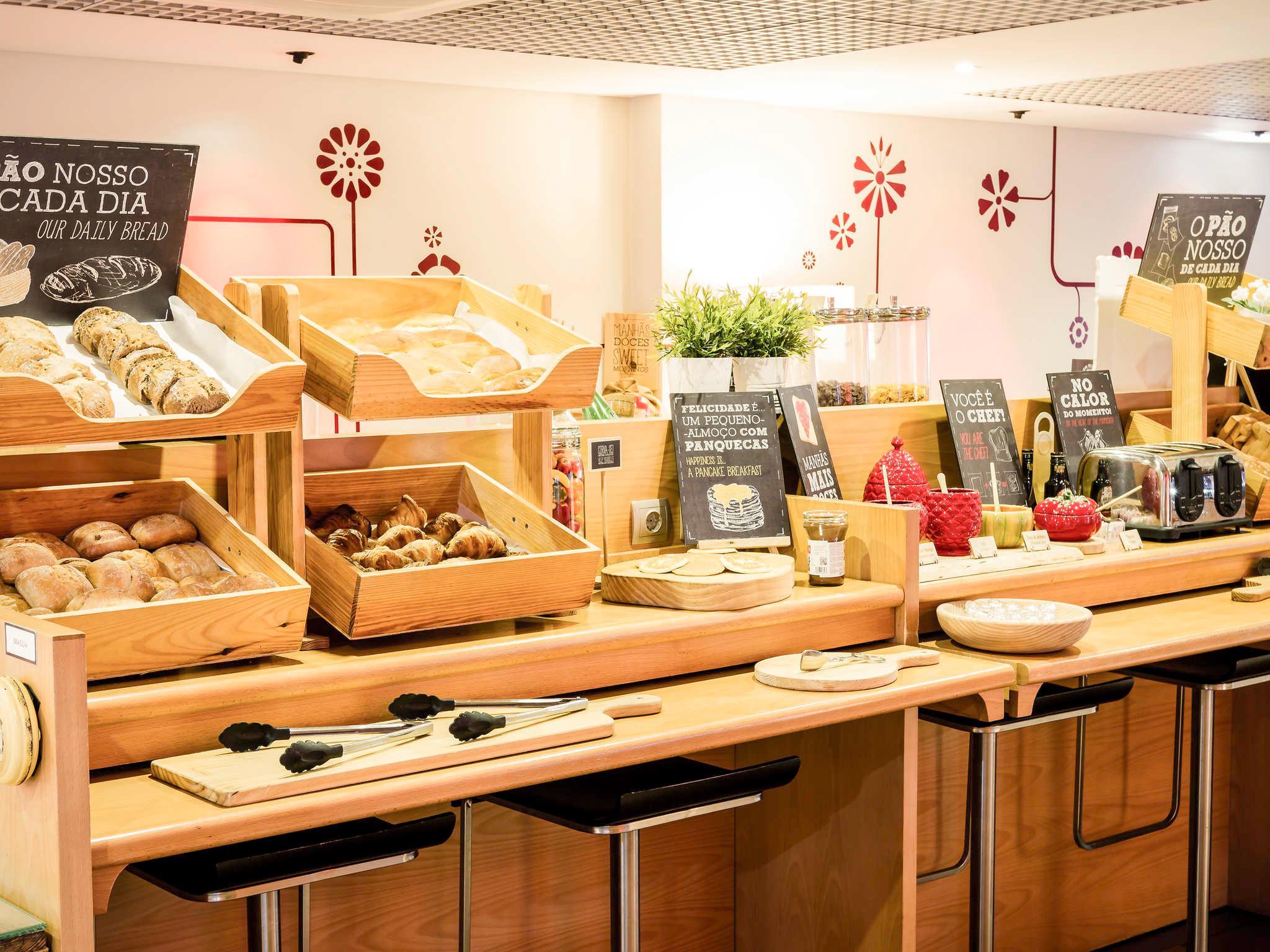 Nhà hàng (Phòng riêng)