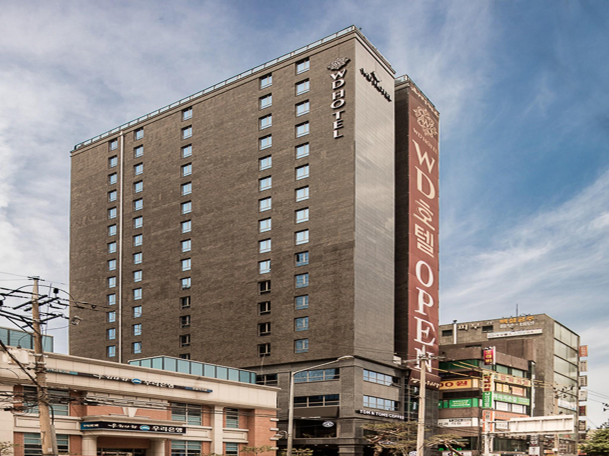 Ngoại cảnh khách sạn