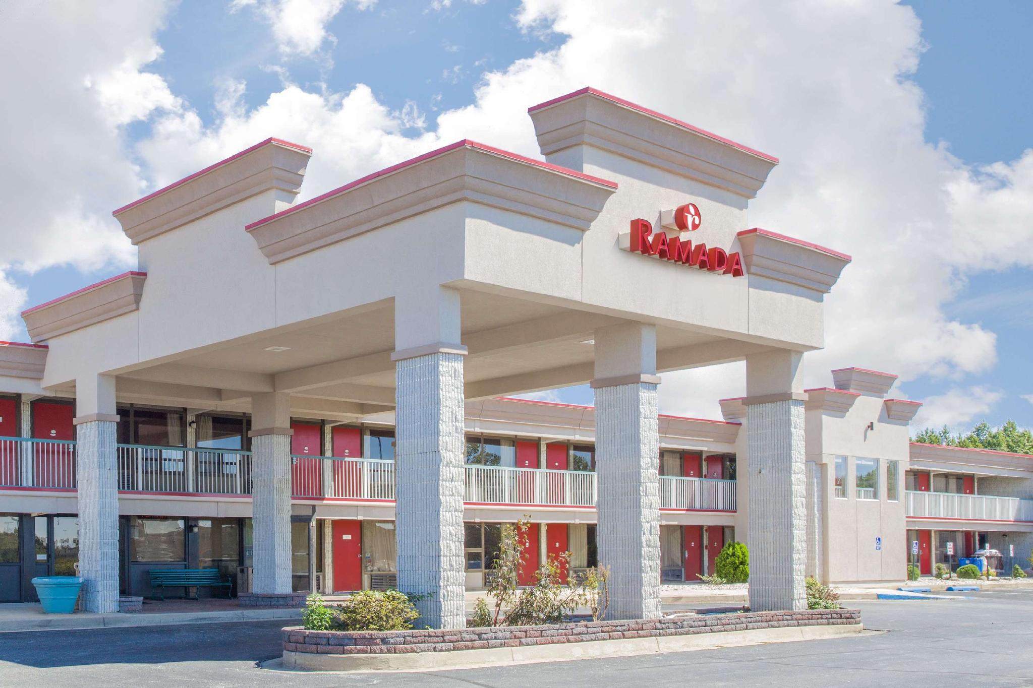 Ngoại cảnh khách sạn