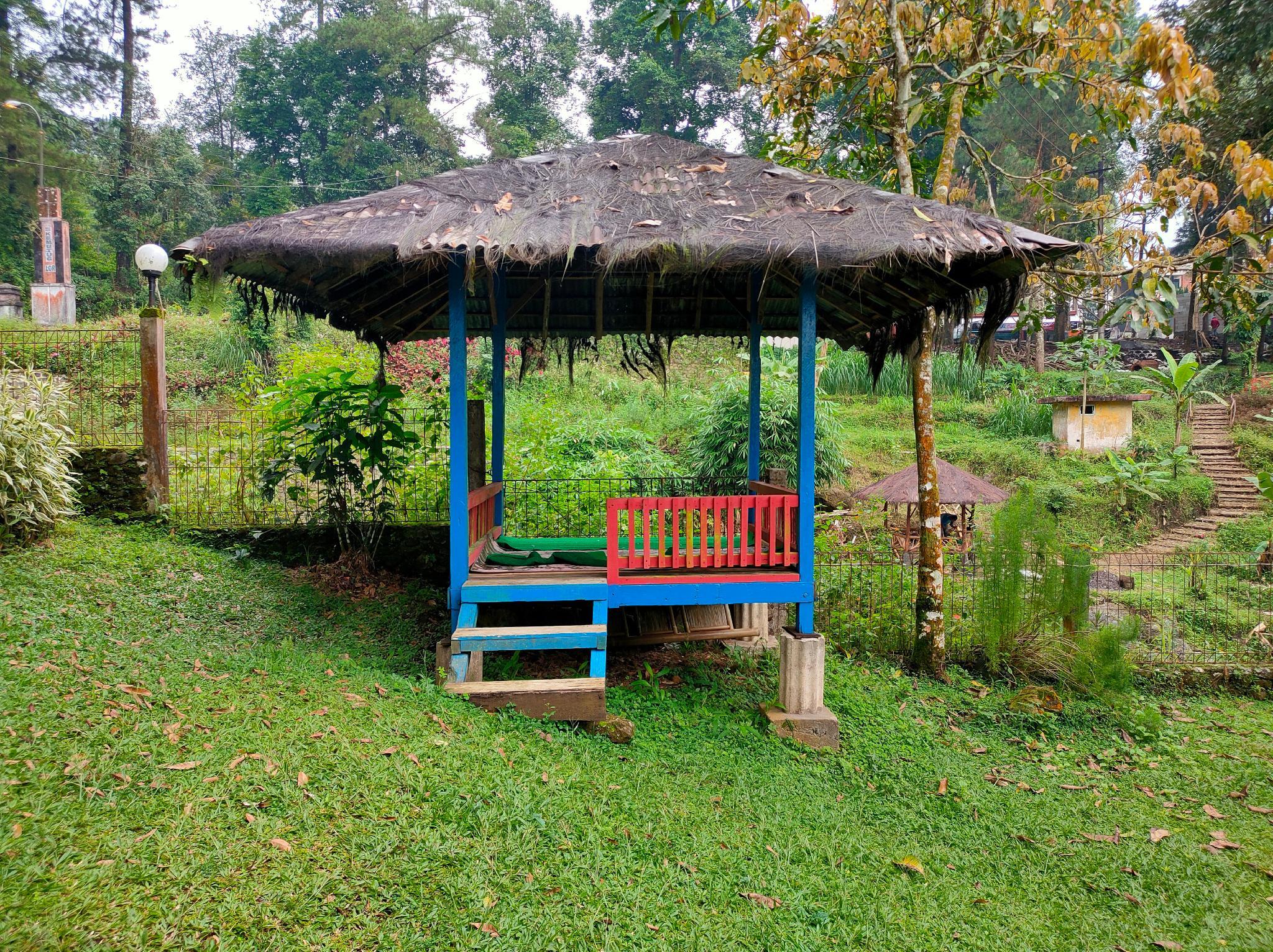 Ngoại cảnh khách sạn