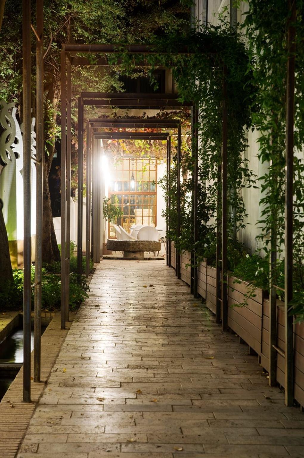 Ngoại cảnh khách sạn