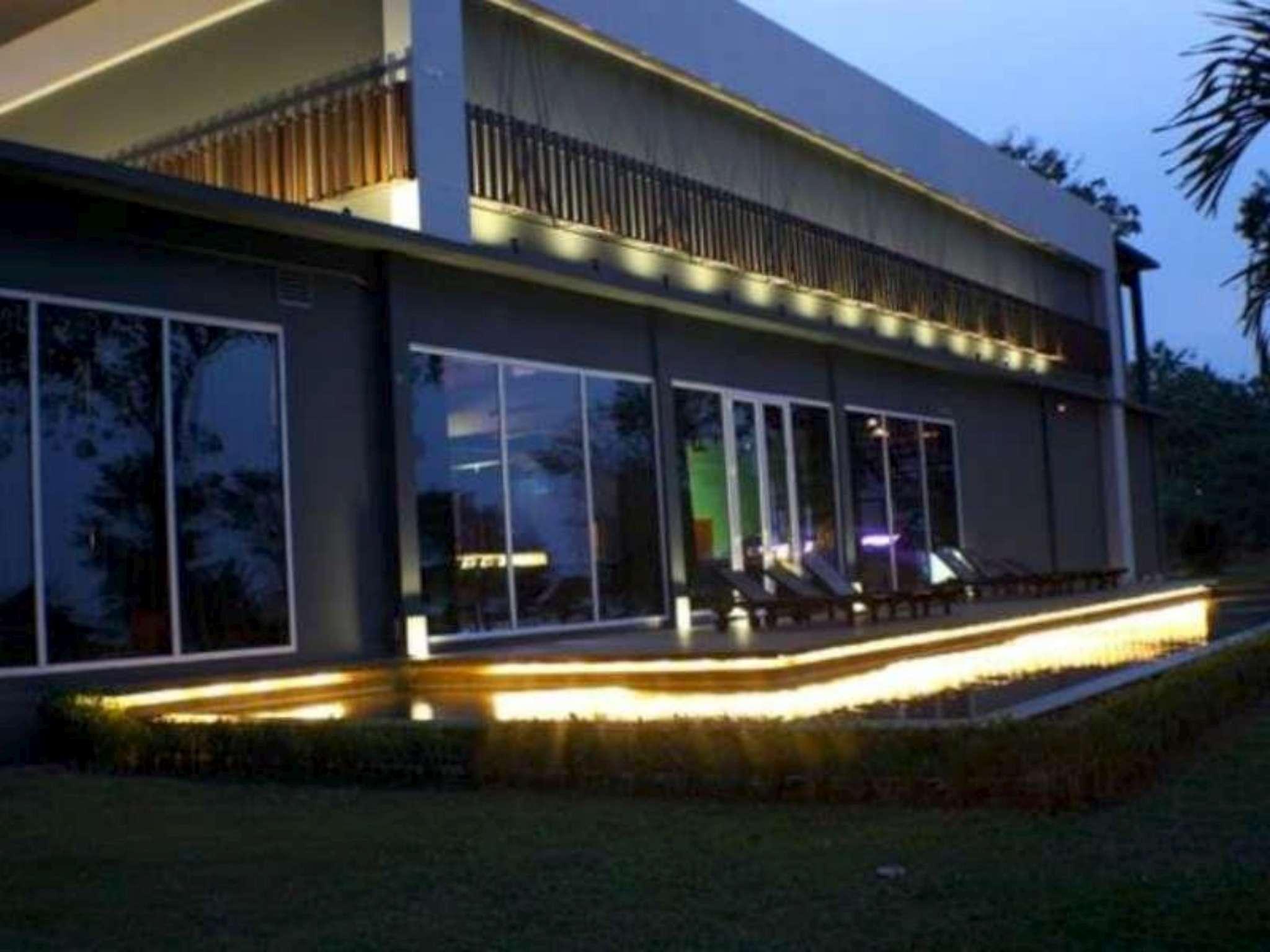 Ngoại cảnh khách sạn