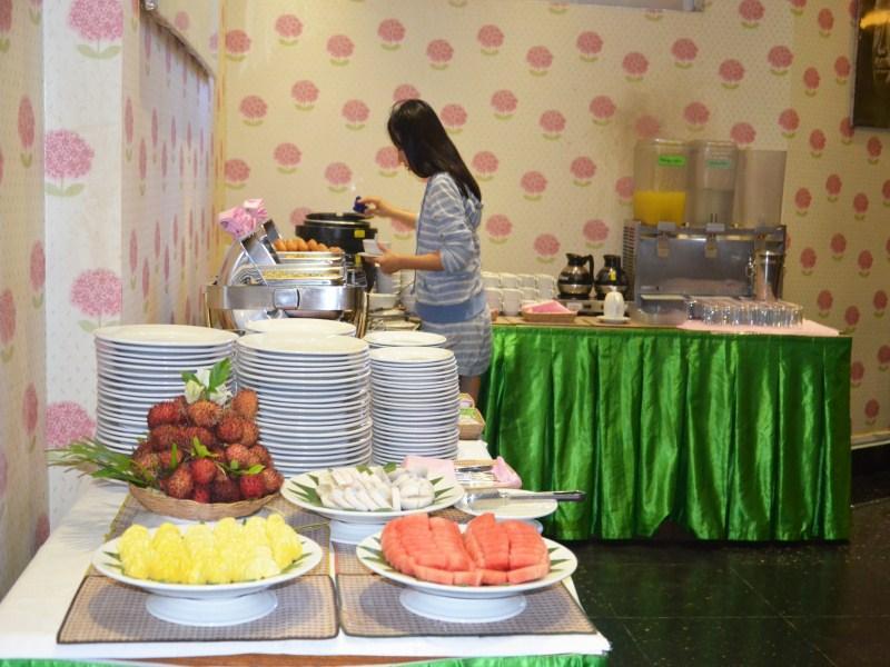 Quầy buffet