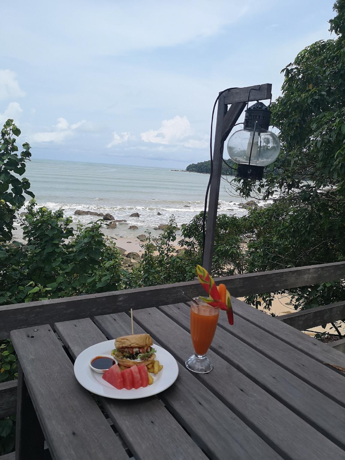 Đồ ăn và thức uống