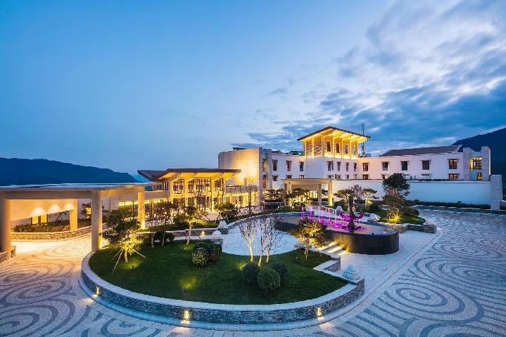 Ngoại cảnh khách sạn