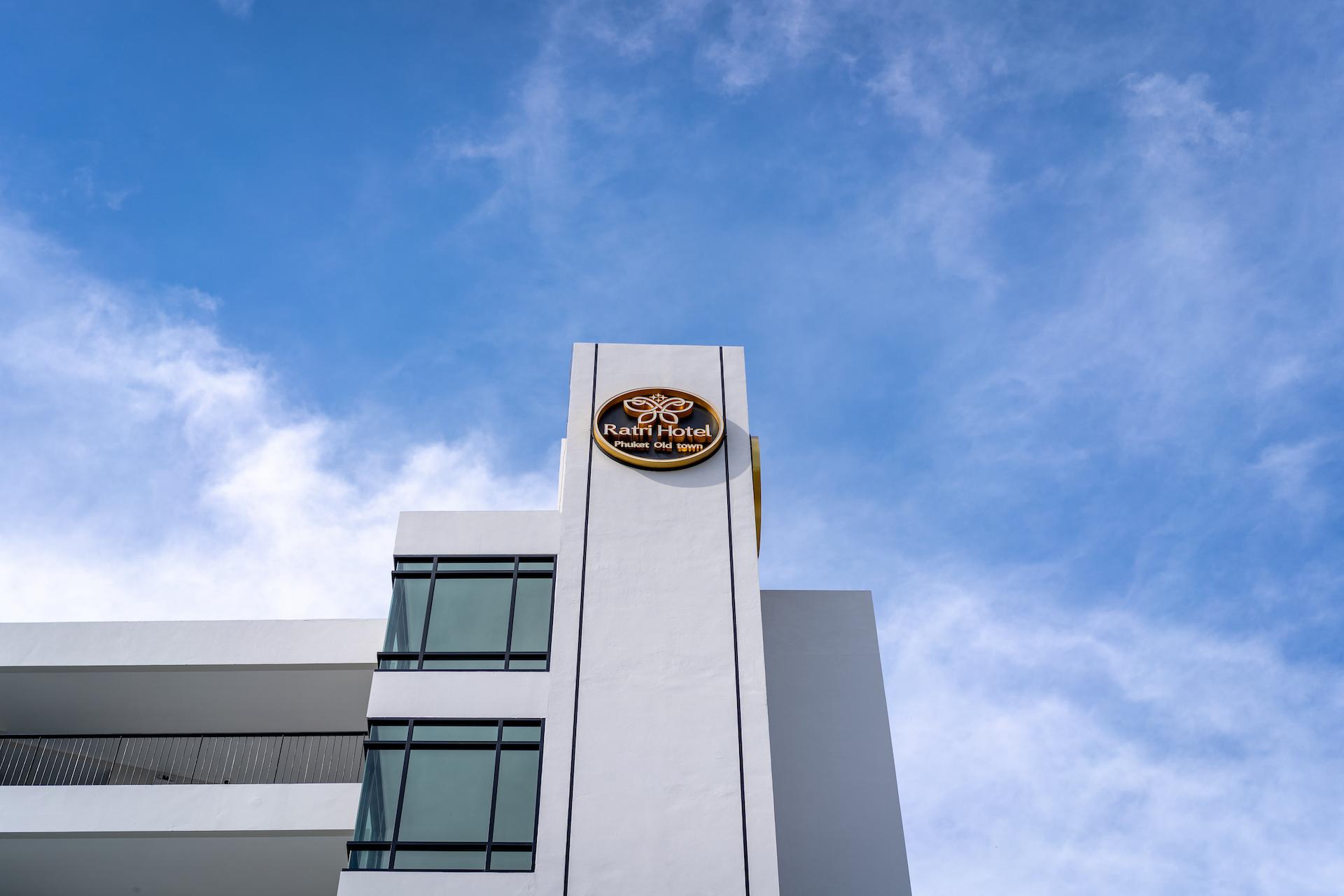 Ngoại cảnh khách sạn