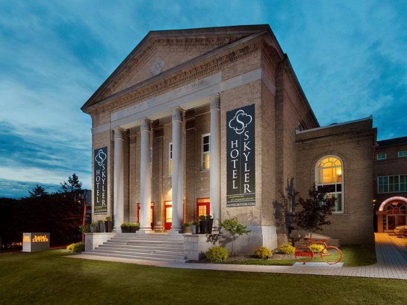 Ngoại cảnh khách sạn