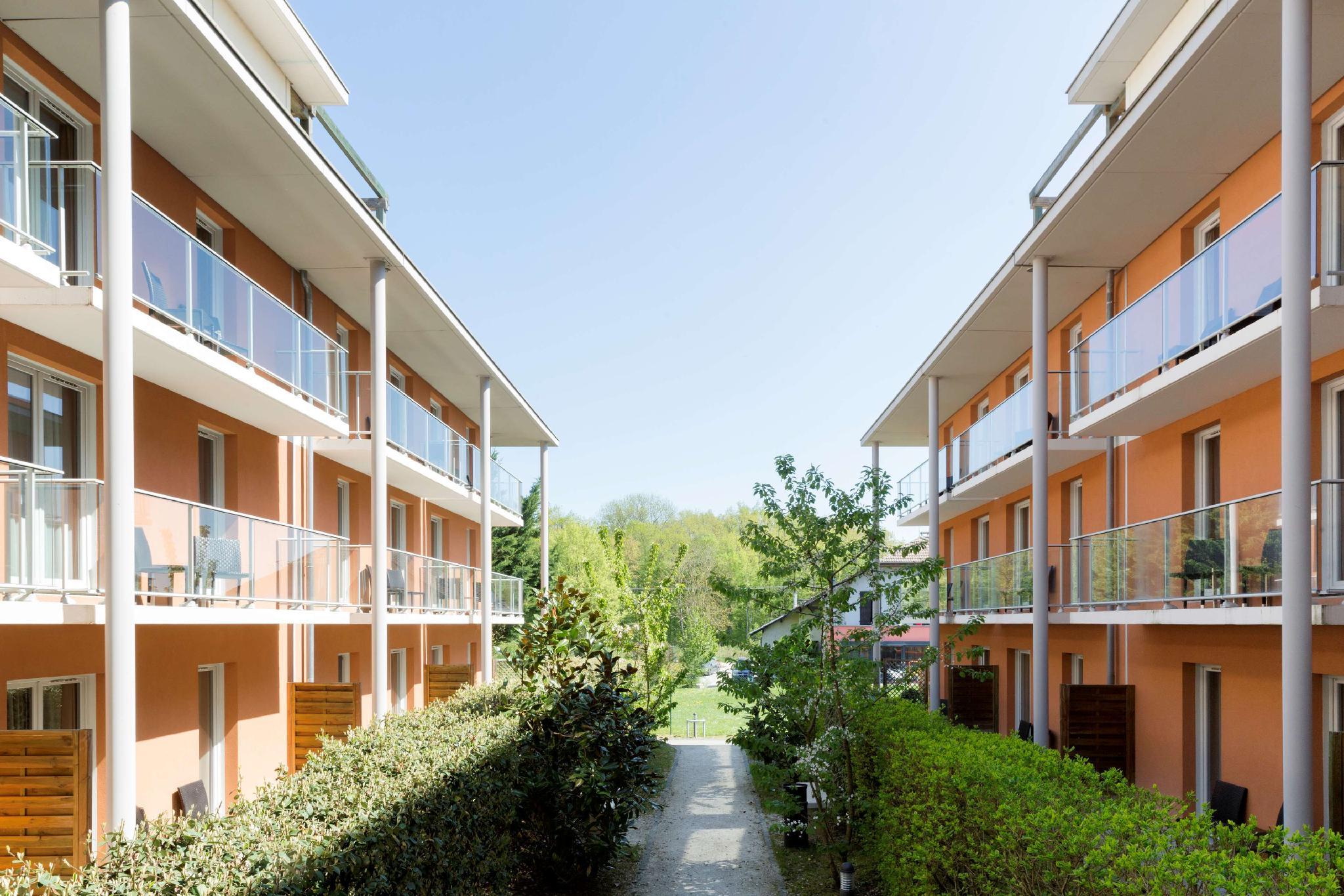 Ngoại cảnh khách sạn