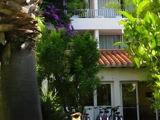 Ngoại cảnh khách sạn