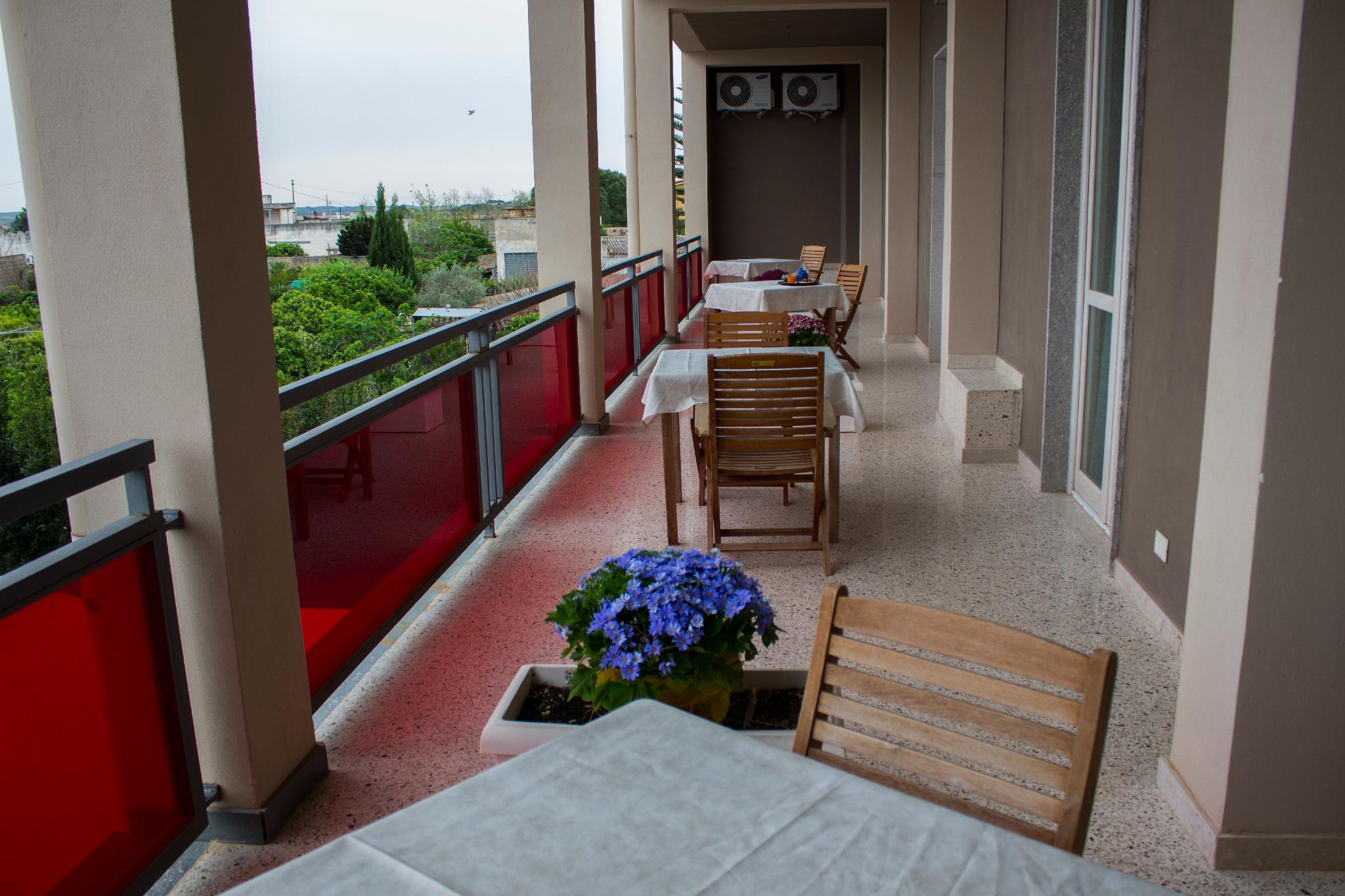 Ban công/sân hiên