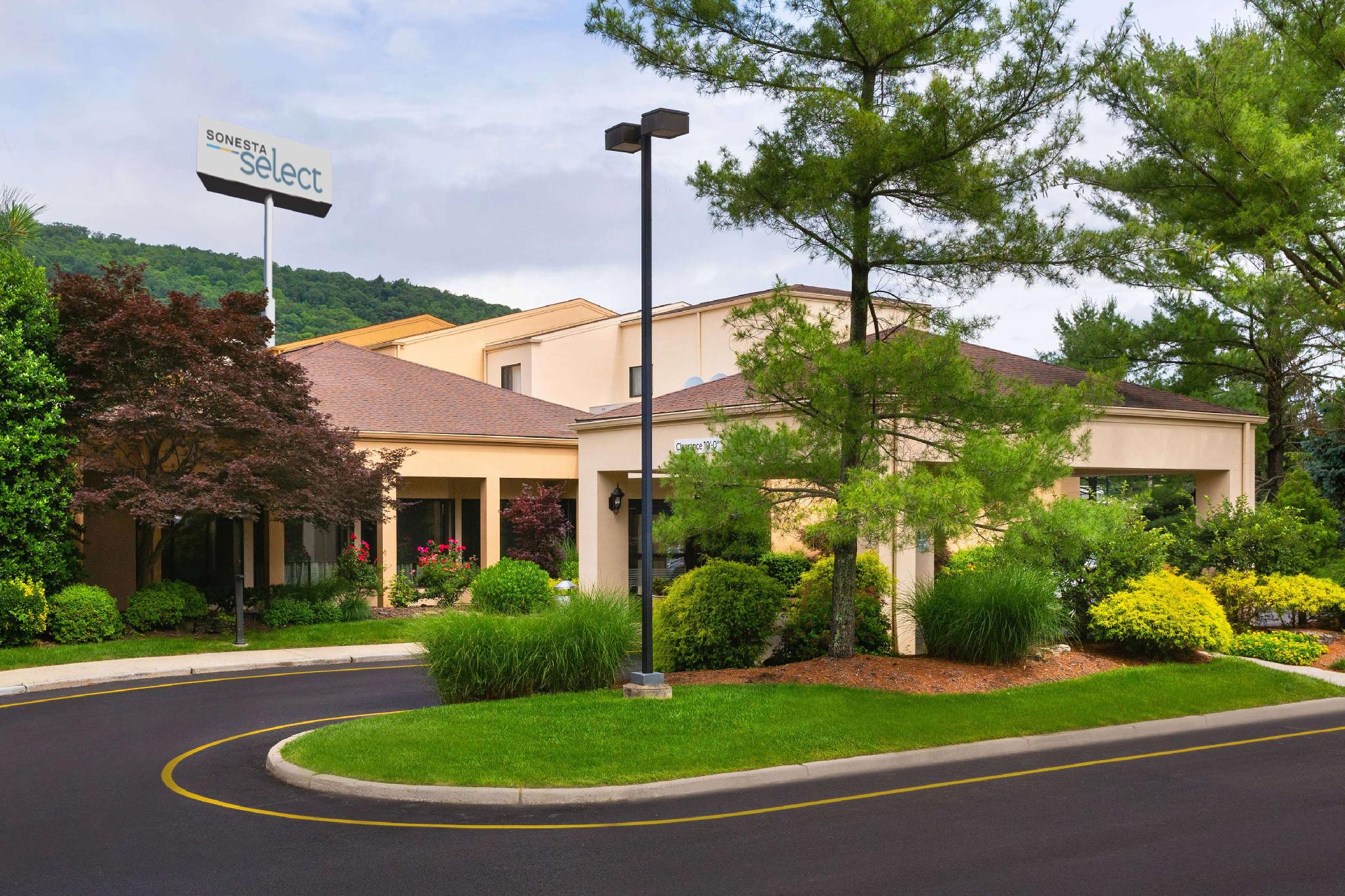 Ngoại cảnh khách sạn