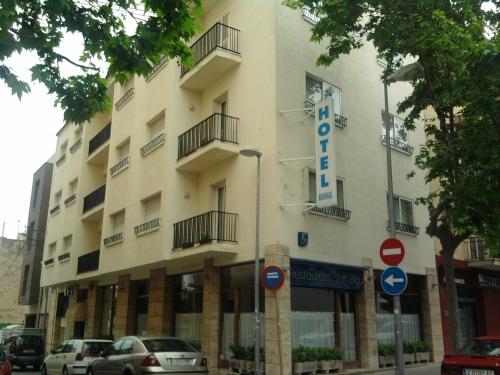 Ngoại cảnh khách sạn