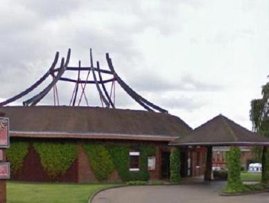 Ngoại cảnh khách sạn