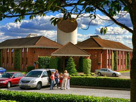 Ngoại cảnh khách sạn