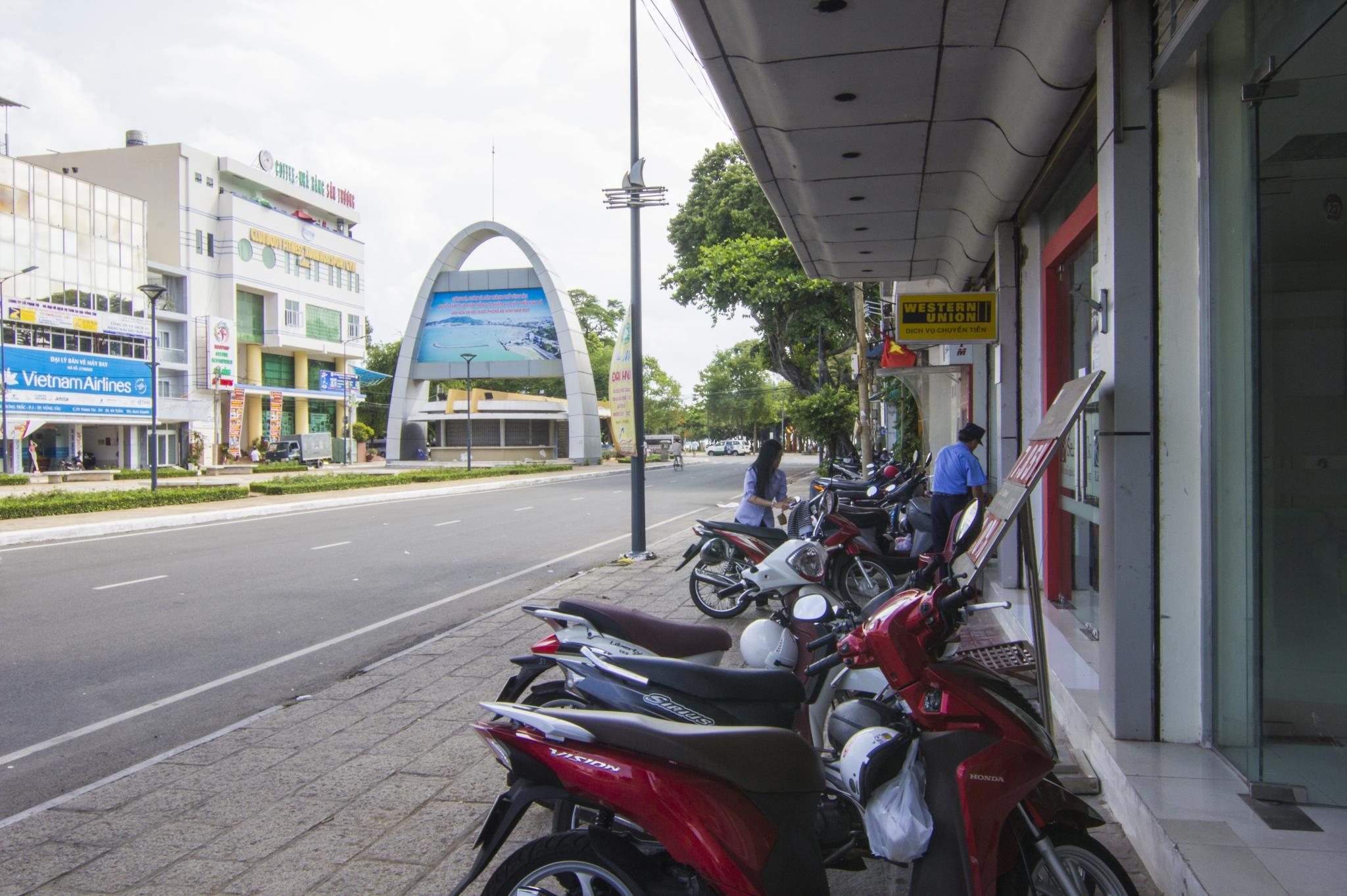 Ngoại cảnh khách sạn