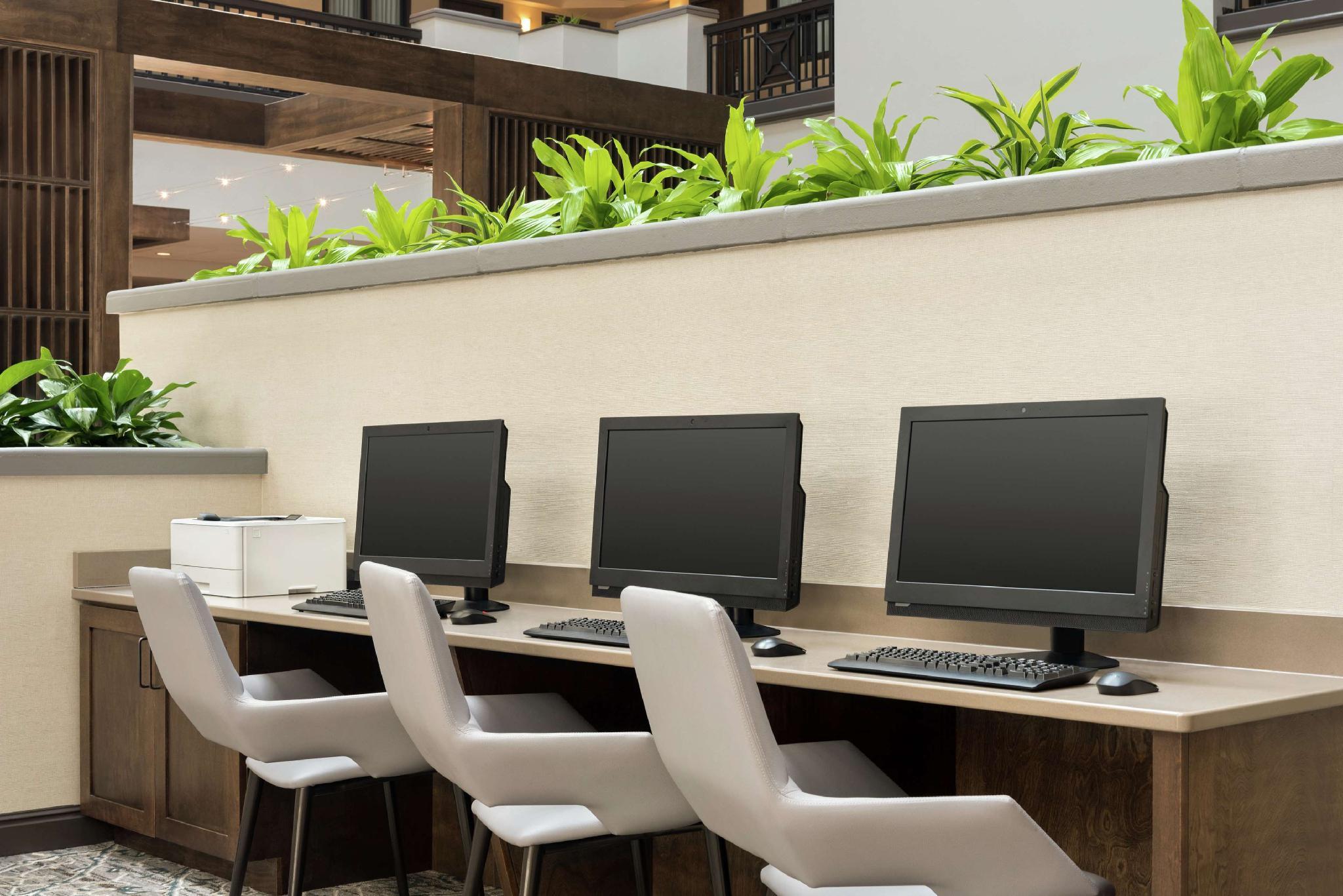 Trung tâm hội nghị