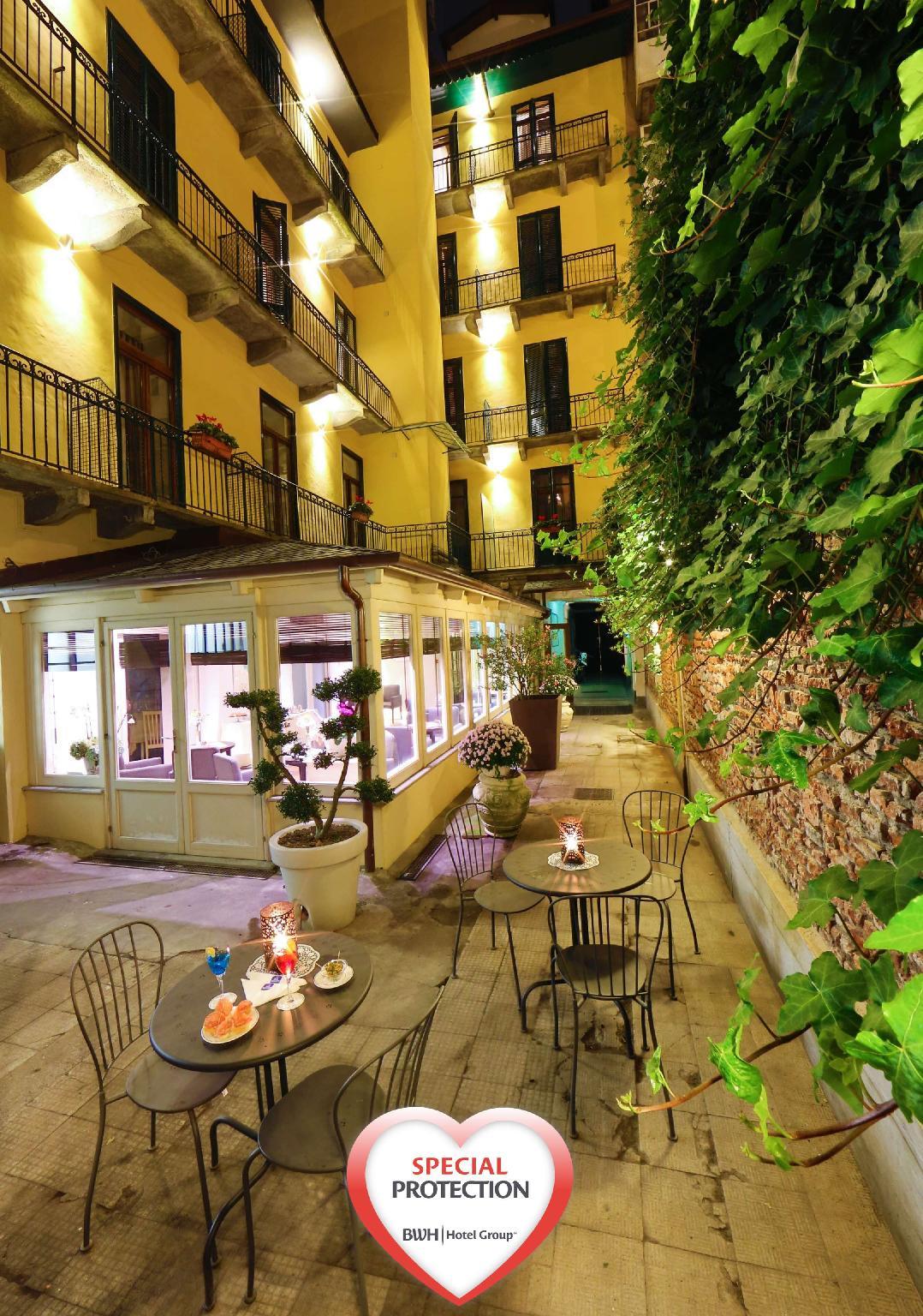 Ngoại cảnh khách sạn