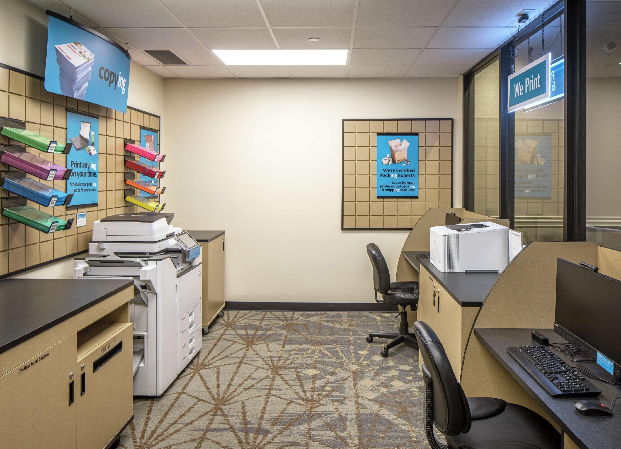 Trung tâm hội nghị