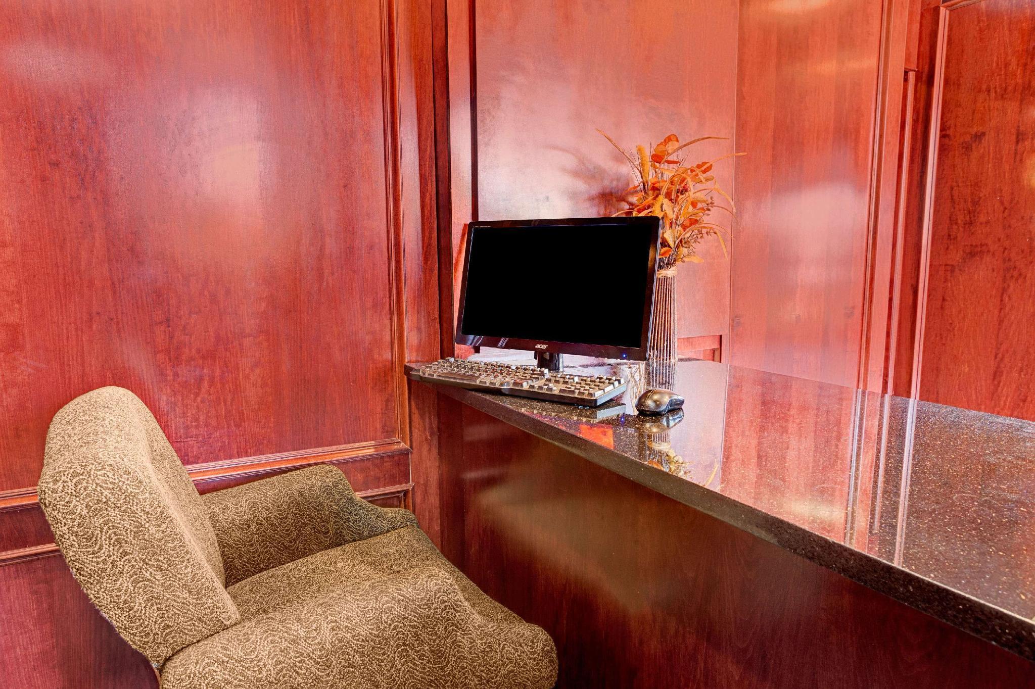 Trung tâm hội nghị