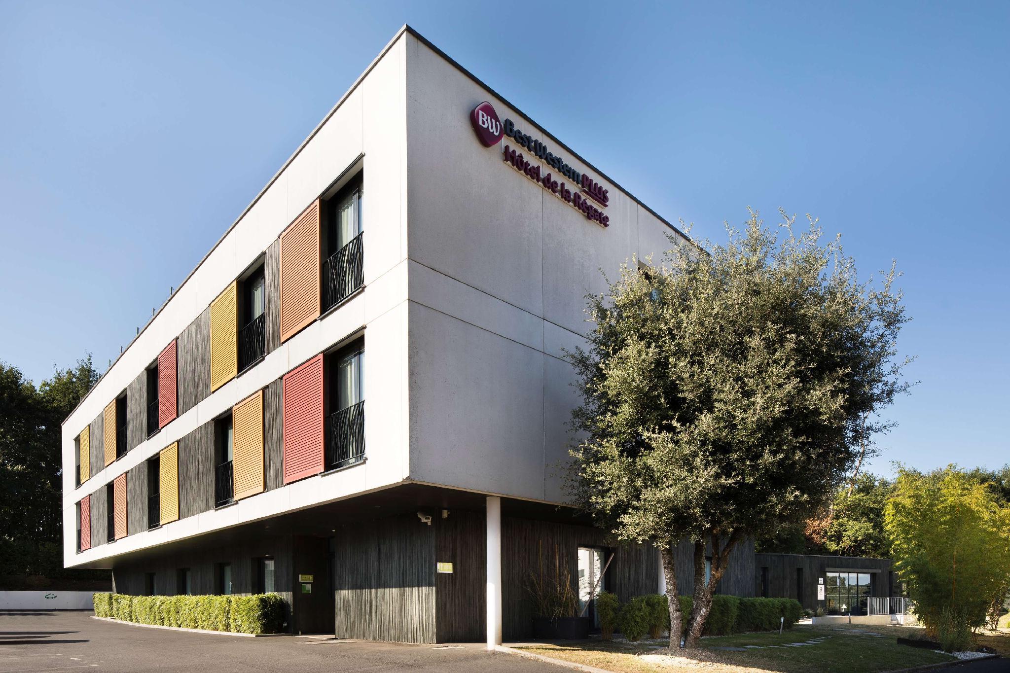 Ngoại cảnh khách sạn