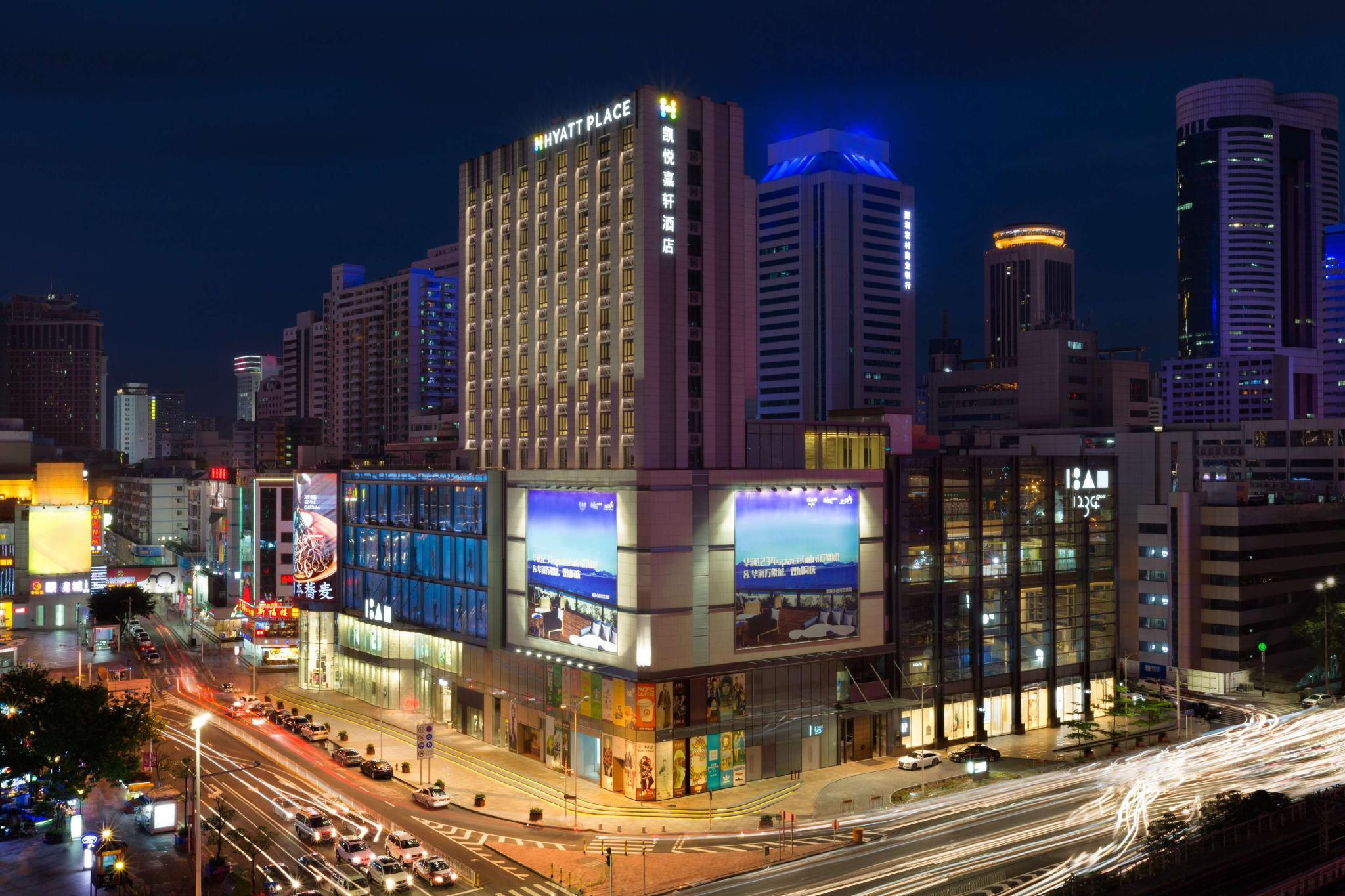 Ngoại cảnh khách sạn