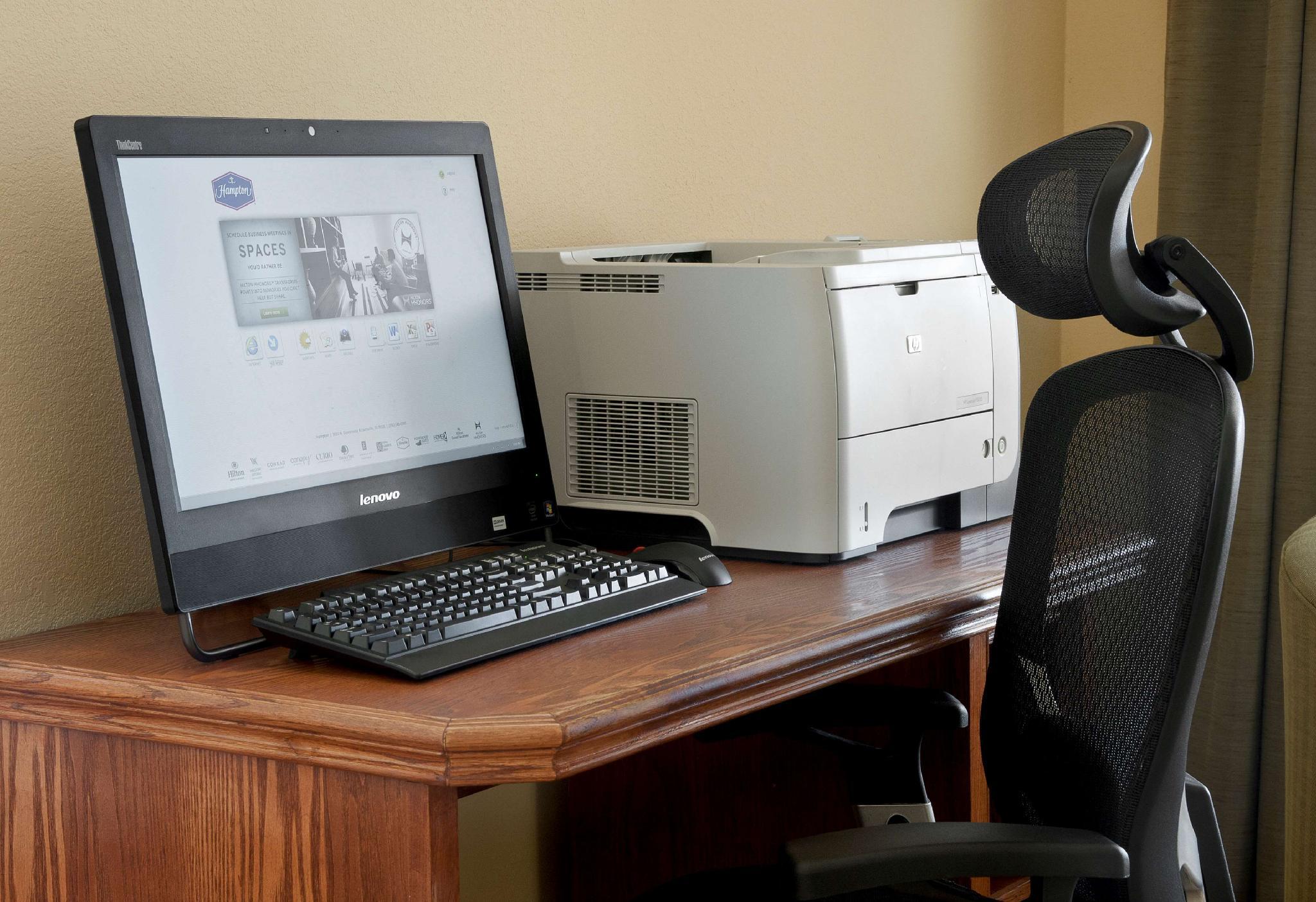 Trung tâm hội nghị