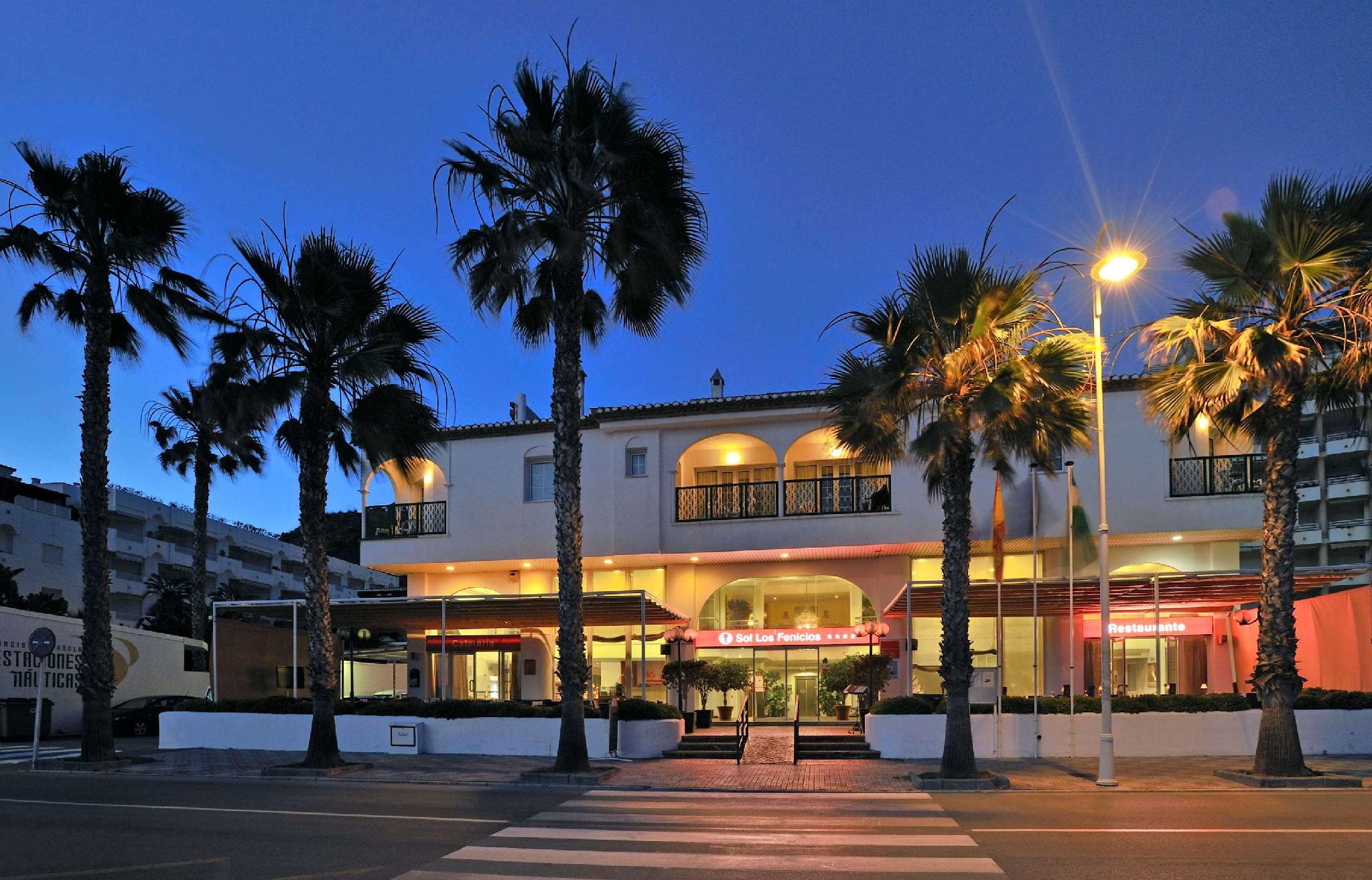 Ngoại cảnh khách sạn