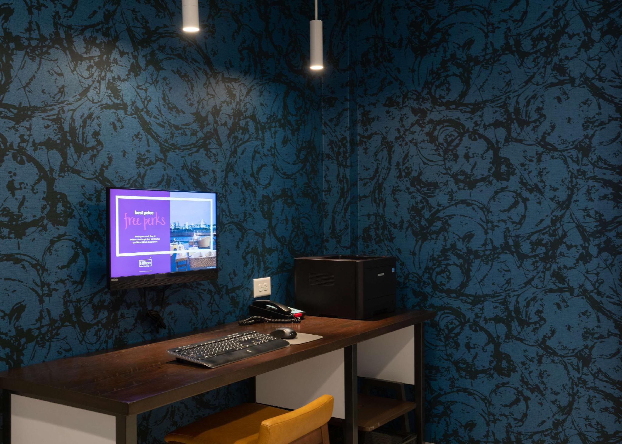 Trung tâm hội nghị