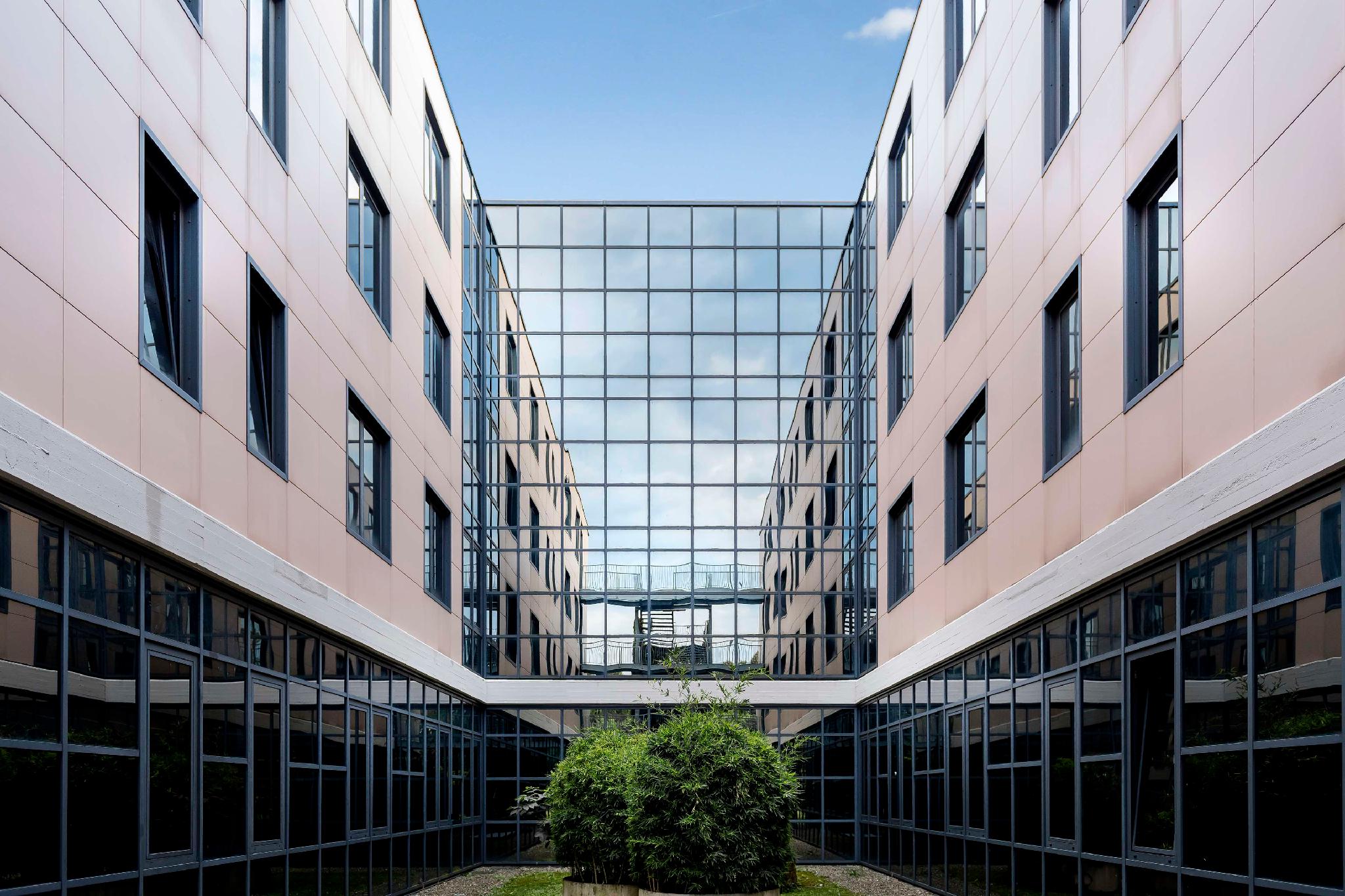 Ngoại cảnh khách sạn