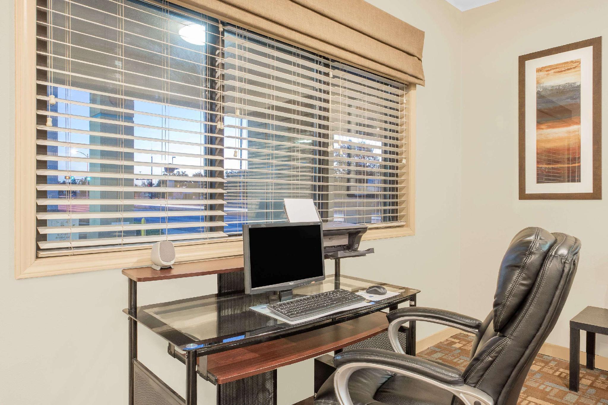 Trung tâm hội nghị