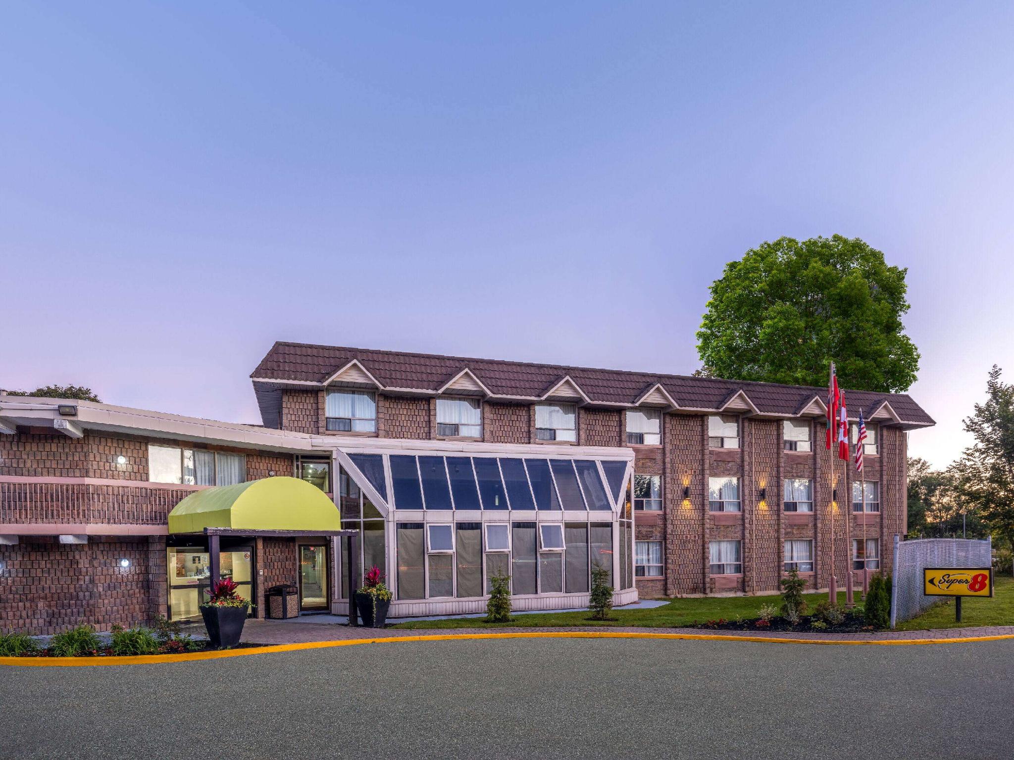 Ngoại cảnh khách sạn