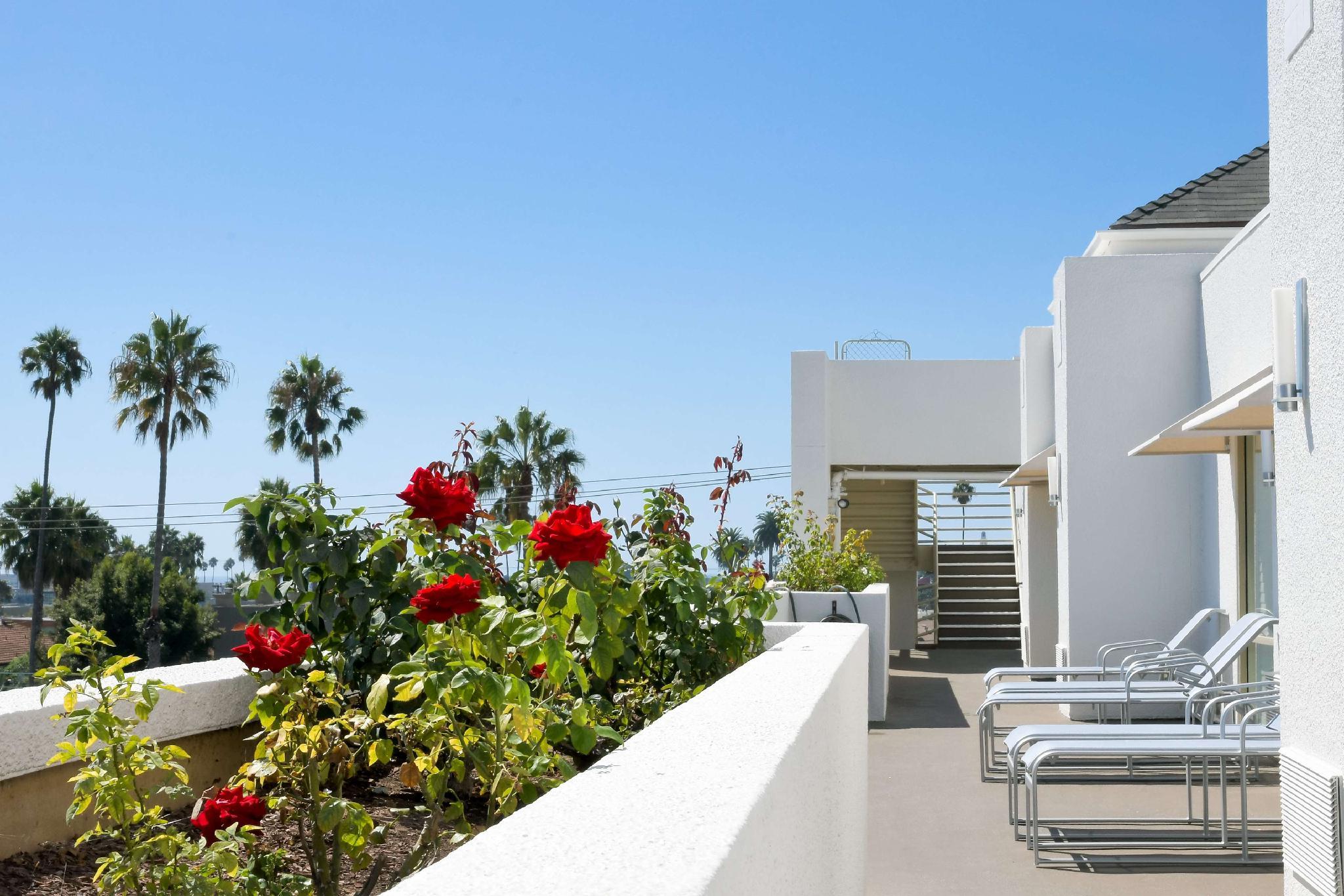 Ngoại cảnh khách sạn