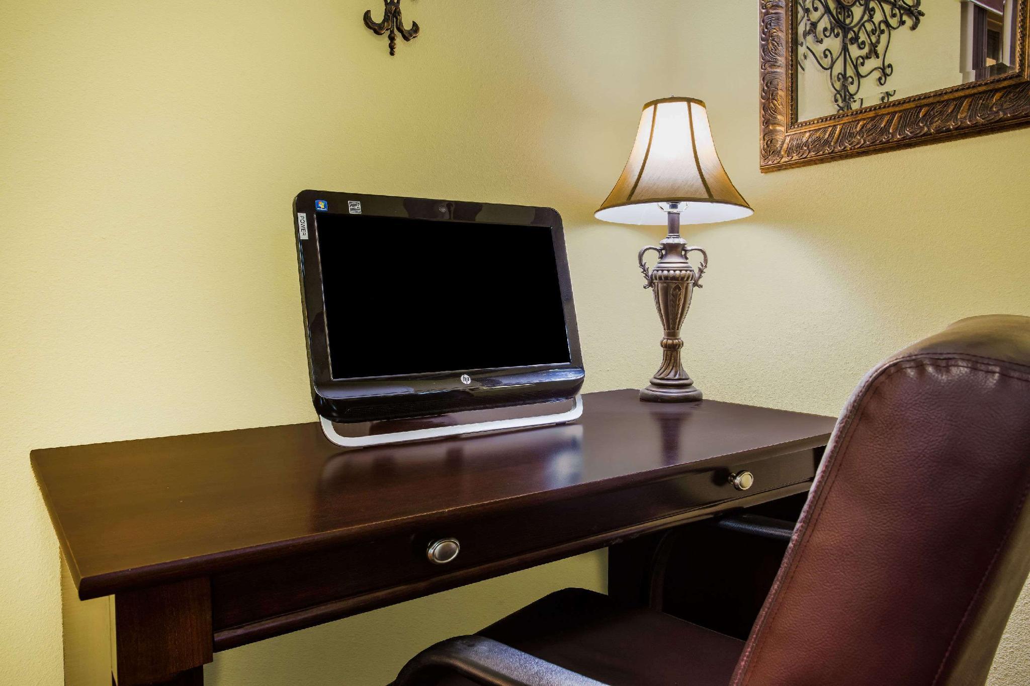 Trung tâm hội nghị