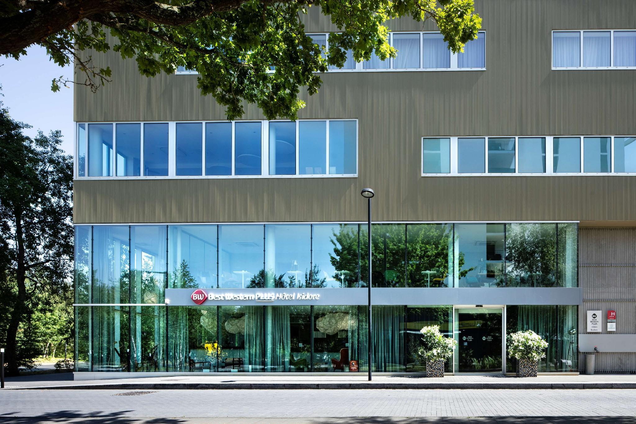 Ngoại cảnh khách sạn