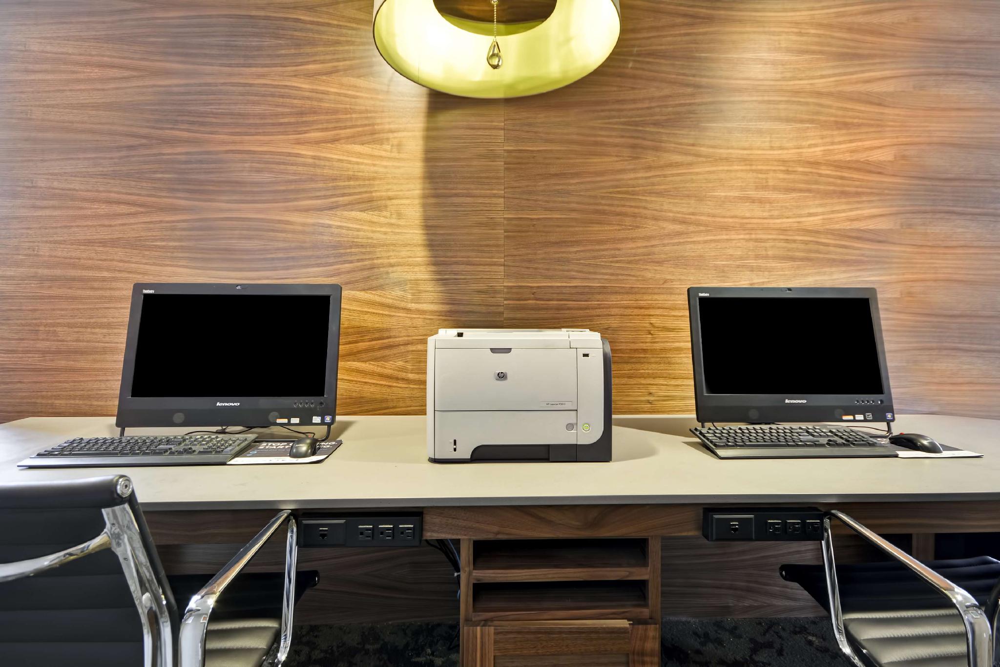 Trung tâm hội nghị