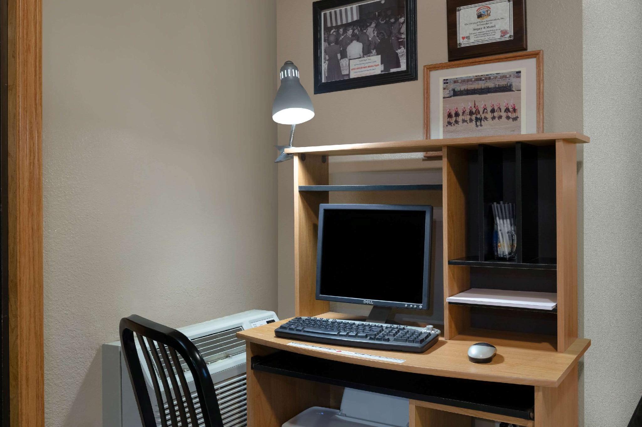 Trung tâm hội nghị