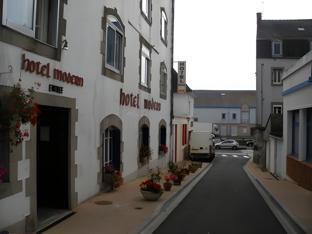 Ngoại cảnh khách sạn