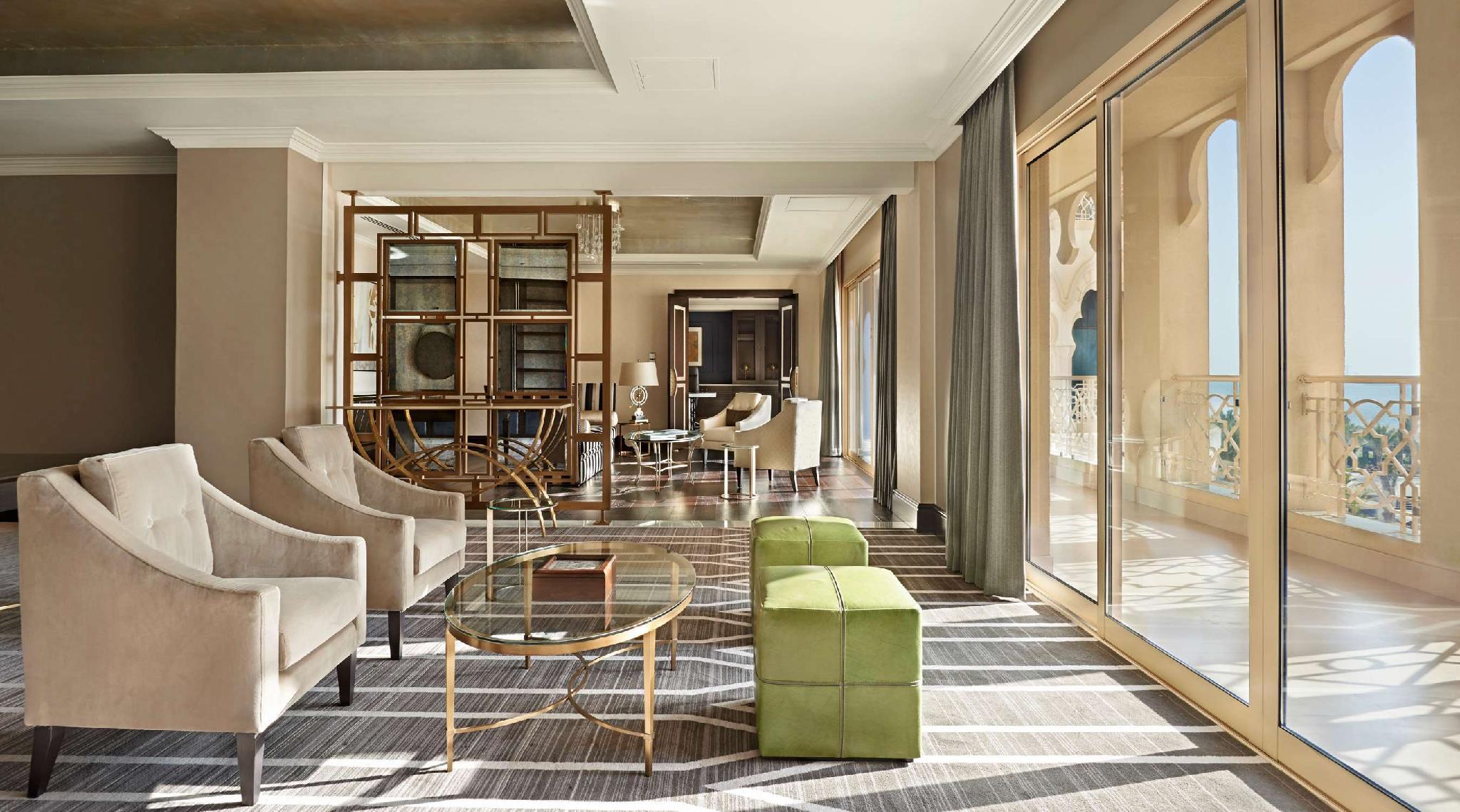 Trung tâm hội nghị