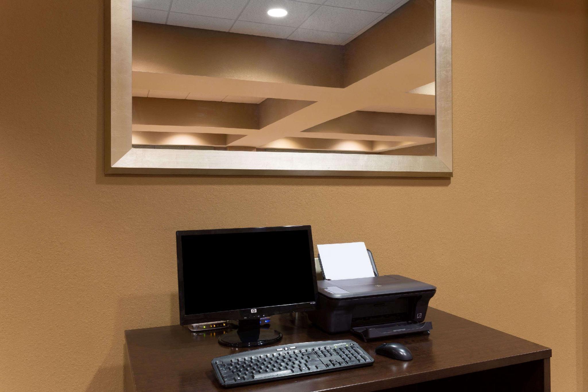 Trung tâm hội nghị